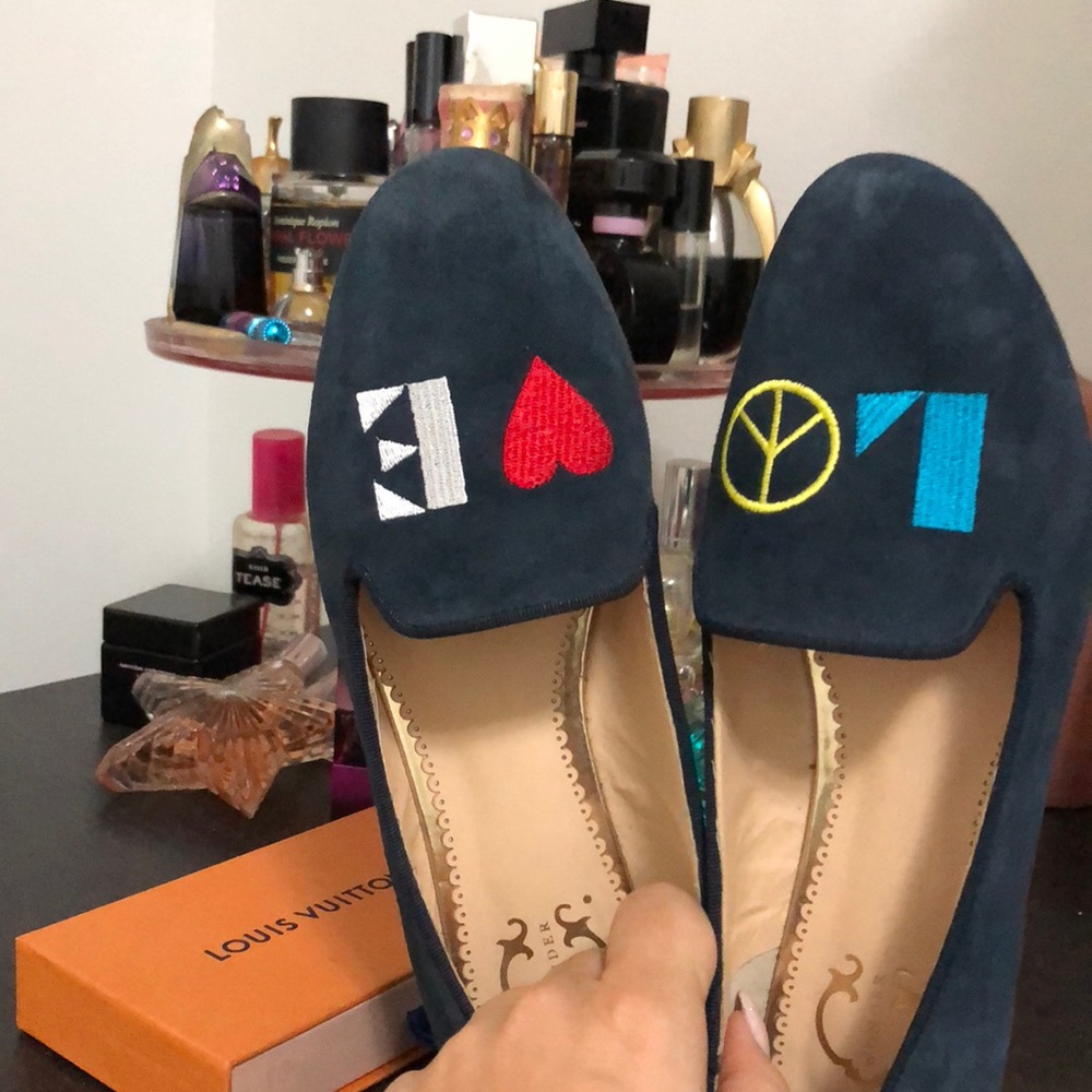 C Wonder Suede Flats / Loafers Peace Love